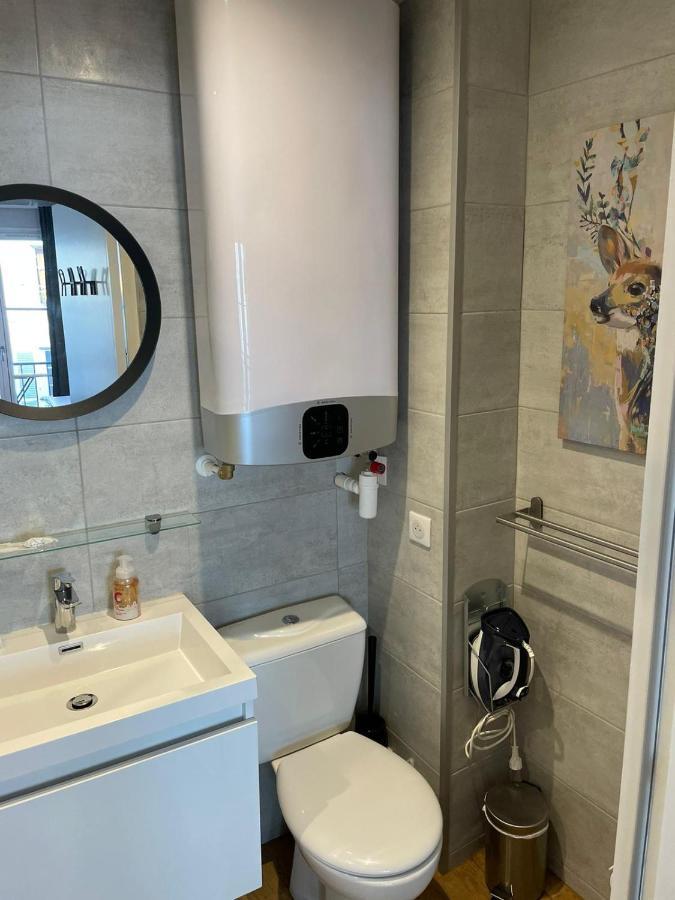 Chaleureux Studio * Neuf * Hypercentre * Wifi * Apartment Orleans Luaran gambar