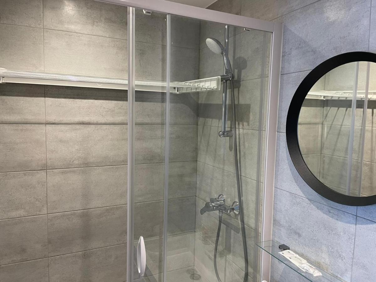 Chaleureux Studio * Neuf * Hypercentre * Wifi * Apartment Orleans Luaran gambar